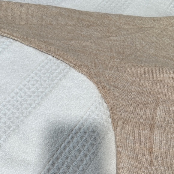 Banana Republic Men's Beige Turtleneck Sweater - Picture 8 of 8